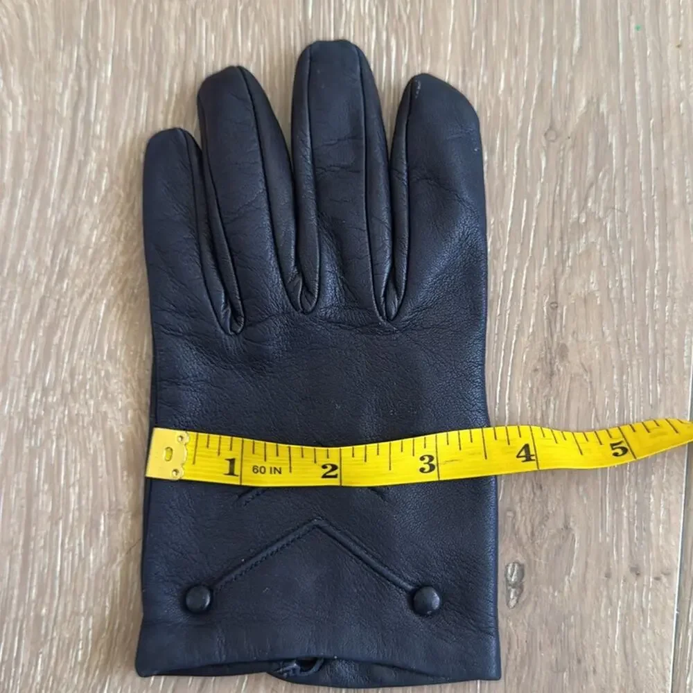 Marc Jacobs Navy Blue Leather Driving Gloves with button details one Size